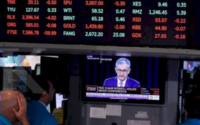 Harga Emas Menunggu Hasil Laporan  Ekonomi Bulan Juni