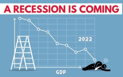 Amerika Resesi? Emas Berpeluang Kembali ke $2.000