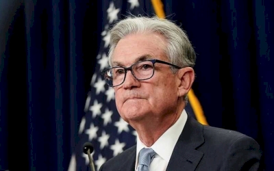 Emas melemah Setelah Pernyataan Jerome Powell Jumat Kemarin