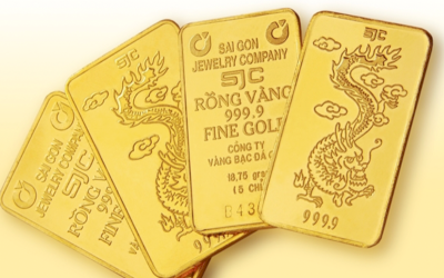 Emas diprediksi mencetak rekor tertinggi pada 2024