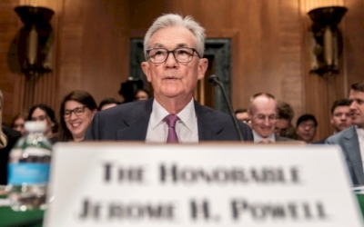 Ekonomi Kuat, Inflasi Mereda: Powell Isyaratkan Perubahan Arah Fed