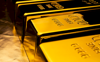Emas Meroket ke $3.401 per Ounce karena Dolar AS Melemah dan Ketegangan Perdagangan